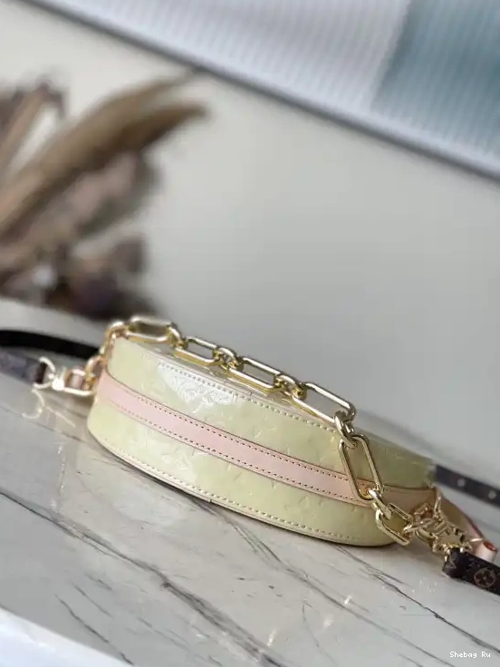 Croissant LOUIS PM VUITTON 0613